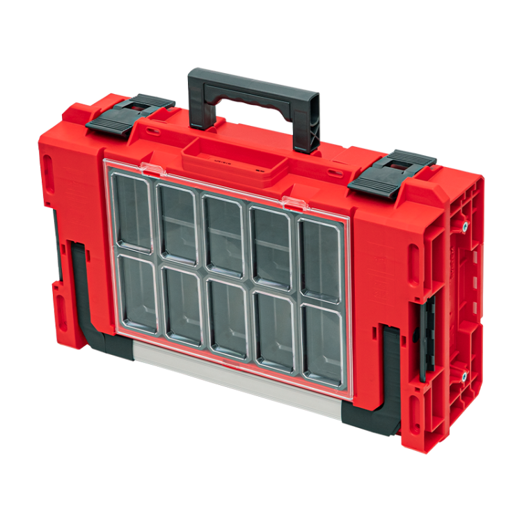 Qbrick_System_ONE_200_2.0_Expert_RED_Ultra_HD_Custom_hand.png